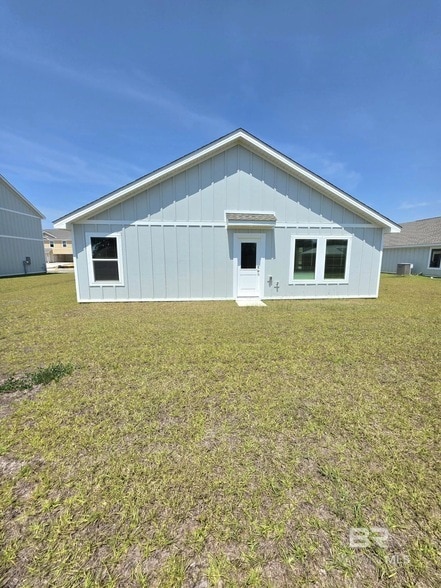 16110 Furlong Lp in Foley, AL - Foto de edificio - Building Photo