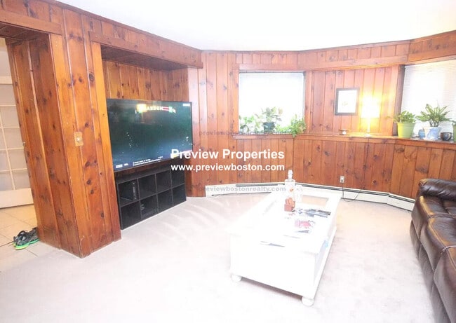 property at 9 Braemore Rd