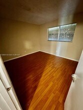 1450 NE 191st St in Miami, FL - Building Photo - Building Photo