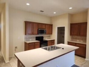 2135 Bluebell Dr in Forney, TX - Building Photo - Building Photo