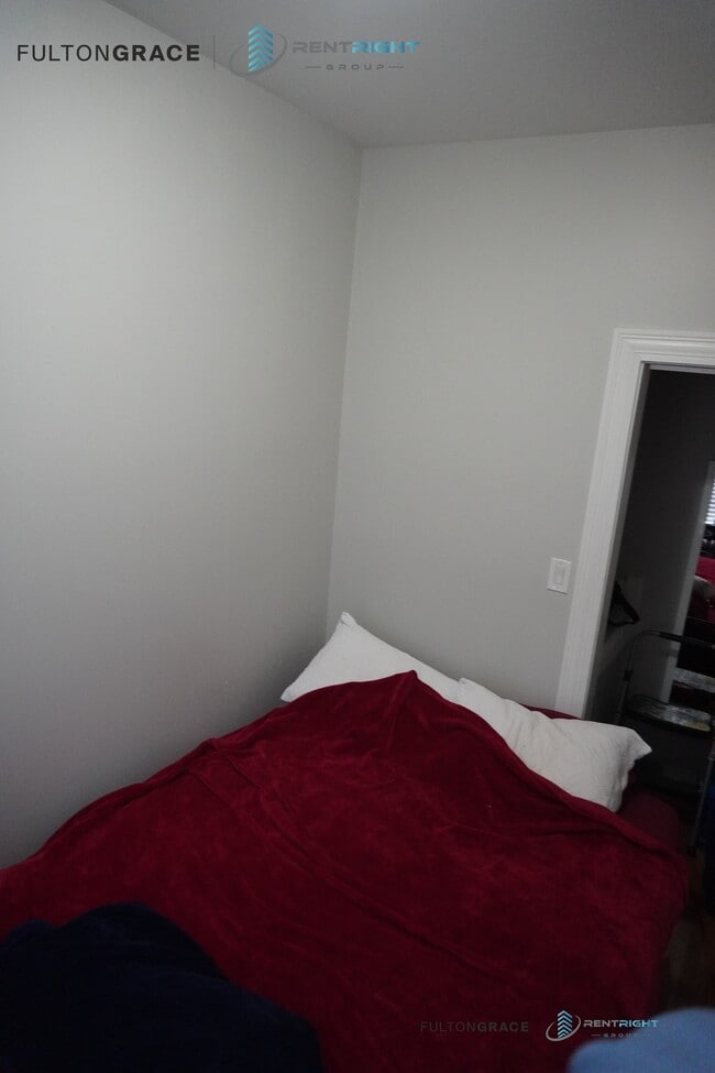 1846 W 18th St, Unit 2F in Chicago, IL - Foto de edificio - Building Photo