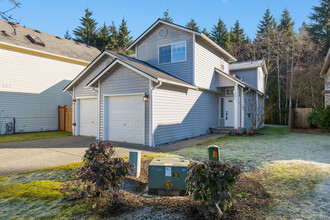 607 125th Ave NE in Lake Stevens, WA - Building Photo - Building Photo