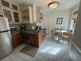 40 Orkney Rd, Unit 3 Apartamentos