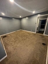 614 N Liberty St in New Castle, PA - Building Photo - Building Photo