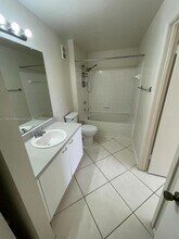 4855 Via Palm Lakes in West Palm Beach, FL - Building Photo - Building Photo