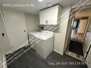 8928 Loveless Dr NE in Rockford, MI - Building Photo - Building Photo