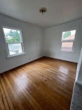 9243 1st Ave NW in Seattle, WA - Building Photo - Building Photo