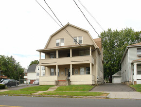 351-361 Prospect Ave in West Hartford, CT - Building Photo - Building Photo