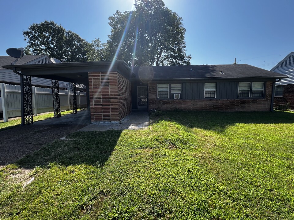 978 Gary St in Memphis, TN - Building Photo