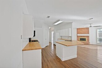 1822 Evergreen Ct in Grapevine, TX - Building Photo - Building Photo