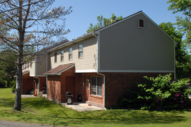 Oak Dale Estates in Orwigsburg, PA - Foto de edificio - Building Photo