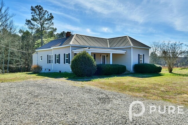 5674 Duncan Rd in Ward, SC - Building Photo - Building Photo