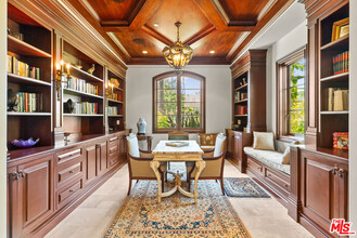 228 Marguerita Ave in Santa Monica, CA - Foto de edificio - Building Photo