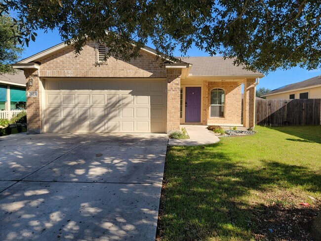 2123 Wiltshire Dr in New Braunfels, TX - Building Photo - Building Photo
