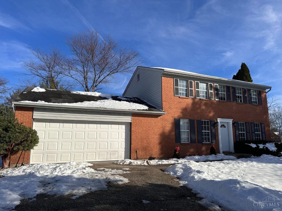 7040 Cheyenne Way in Mason, OH - Building Photo