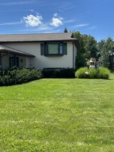 1406 Lancer Blvd in La Crescent, MN - Building Photo - Building Photo