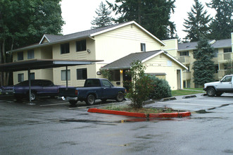 True Lane II Apartments in Lakewood, WA - Building Photo - Building Photo