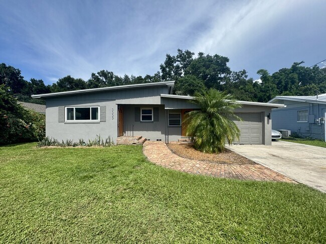 property at 3333 Lila Dr