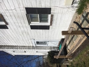 8373 Grove Angle Rd in Ellicott City, MD - Building Photo - Building Photo
