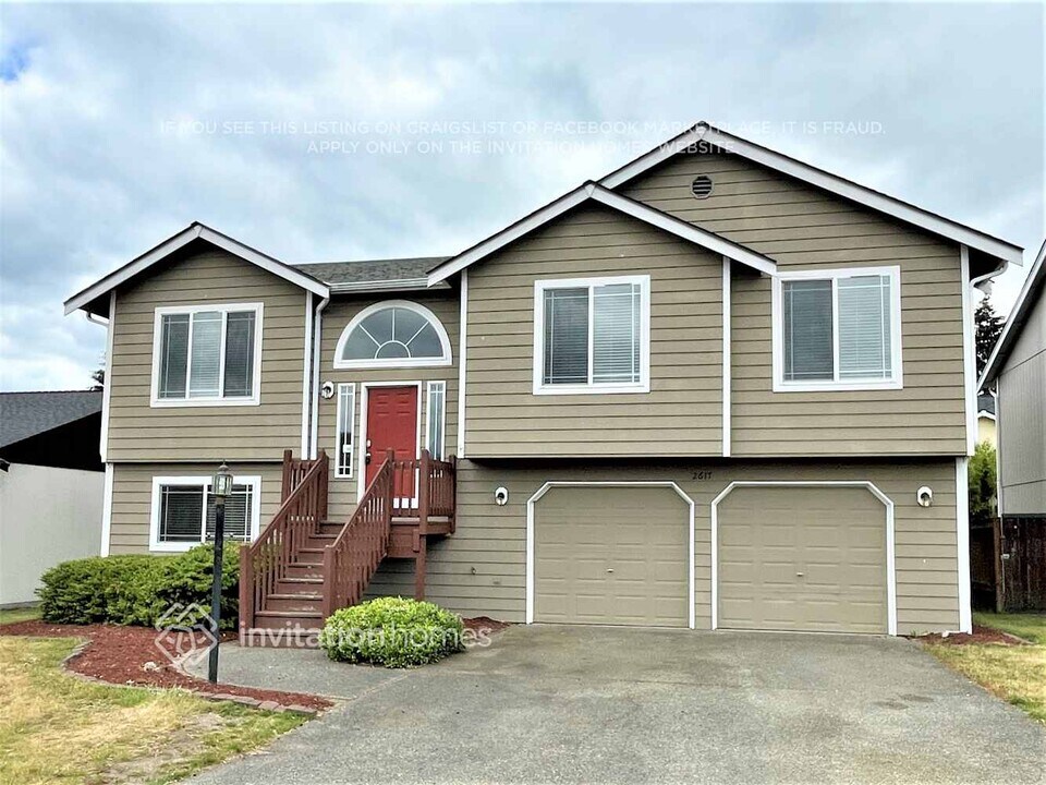2617 169th St E in Tacoma, WA - Building Photo