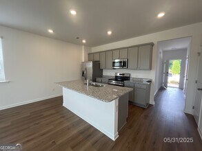 229 Kenoot Dr in Mcdonough, GA - Building Photo - Building Photo