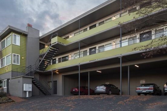 845 W Nickerson St-Unit -1 in Seattle, WA - Foto de edificio - Building Photo