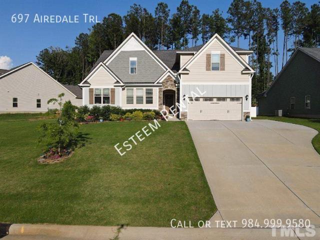 697 Airedale Trail