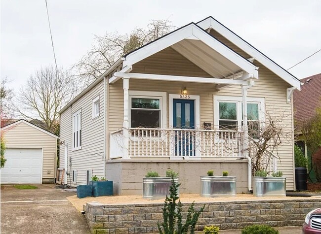 property at 5525 NE Everett St
