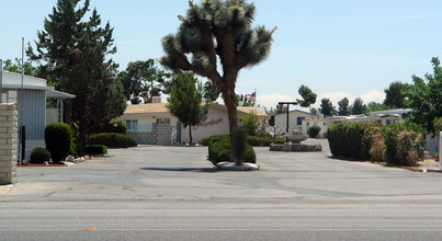 Greenbriar Mobile Home Park in Victorville, CA - Building Photo - Building Photo