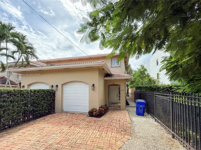 property at 3022 Indiana St
