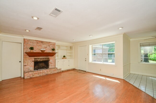 property at 6611 Cypress Point Dr