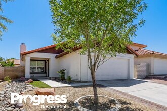 350 Keating St in Henderson, NV - Foto de edificio - Building Photo