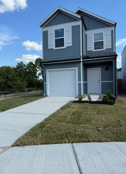 807 Jubilee Dr in Houston, TX - Building Photo