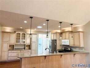 10317 Trellis Crossing Ln in Richmond, VA - Building Photo - Building Photo