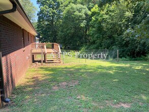 184 Pine St SW in Calhoun, GA - Building Photo - Building Photo