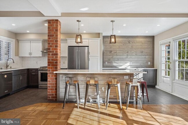 3250 Gunston Rd in Alexandria, VA - Building Photo - Building Photo