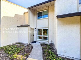 1844 Tesoro Ct in Pinole, CA - Building Photo