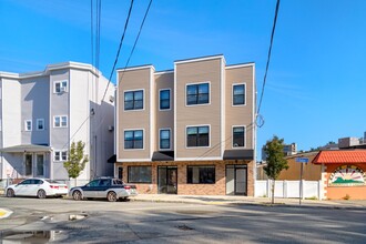 9 Dehon St in Revere, MA - Building Photo - Building Photo