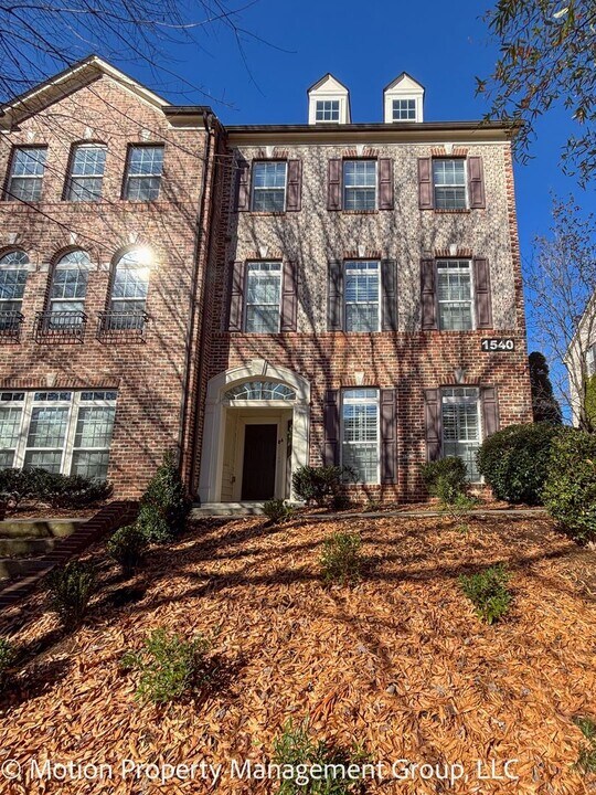 1540 S Church St in Charlotte, NC - Building Photo