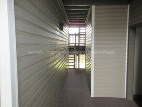 71 Cape Dorey Dr in Hampton, VA - Foto de edificio - Building Photo