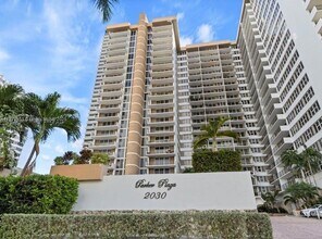 2030 S Ocean Dr, Unit 725 in Hallandale Beach, FL - Building Photo - Building Photo