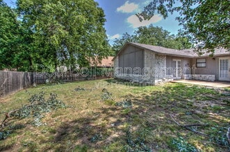 9338 S 92nd E Ave in Tulsa, OK - Foto de edificio - Building Photo