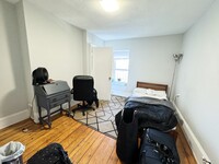 92 Mount Pleasant Ave, Unit 2 in Boston, MA - Building Photo - Building Photo