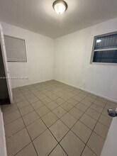 1766 NW 34th Ave in Fort Lauderdale, FL - Building Photo - Building Photo