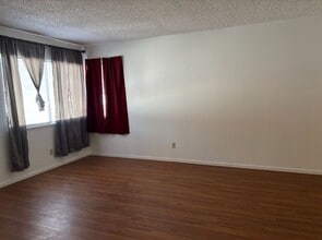 304 S I St in Madera, CA - Building Photo - Building Photo