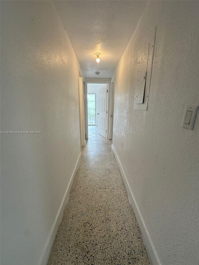 property at 921 SW 7th St