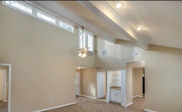 8956 Habersham Dr in Jonesboro, GA - Building Photo - Building Photo