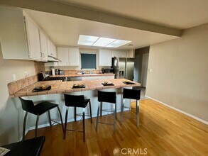 15654 Hillview Ln in Los Angeles, CA - Building Photo - Building Photo