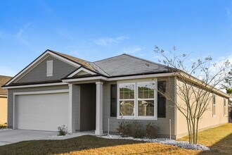 3528 Martin Lakes Dr in Green Cove Springs, FL - Building Photo - Building Photo