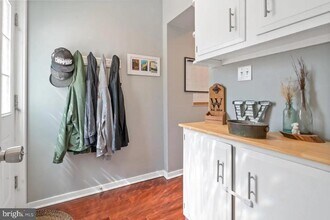 2016 Oakford St in Philadelphia, PA - Building Photo - Building Photo